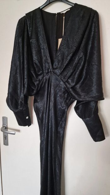 Magnifique robe de soirée chauve-souris taille 1 neuve