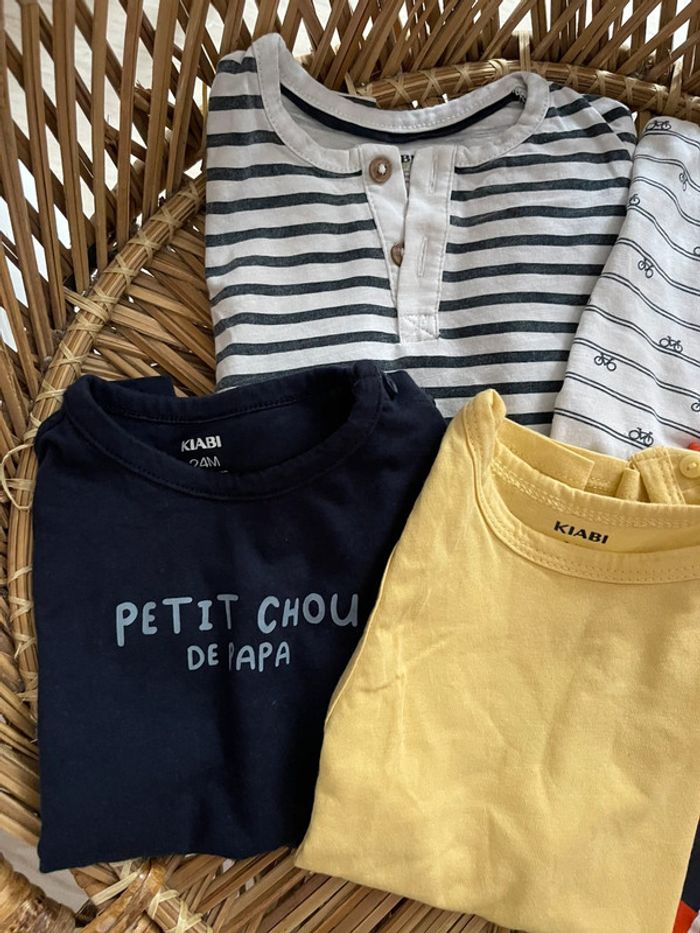 Lot de 4 tee-shirts + 1 débardeur taille 24 mois - photo numéro 2
