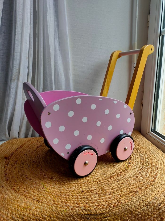 Poussette en bois Janod