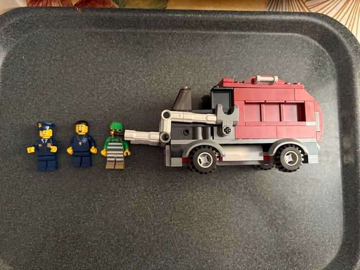 Lot lego city et mini figures - photo numéro 5