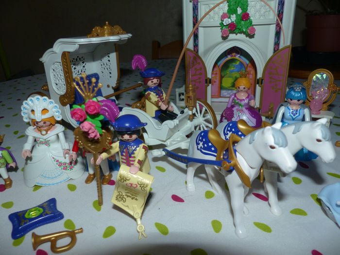 Playmobils lot mariage princier avec caleche etc - photo numéro 3