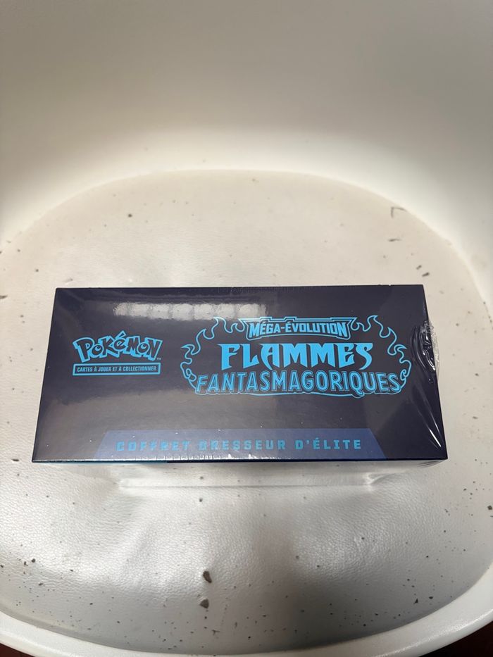 Pokémon -ETB Flammes Fantasmagoriques – Neuf & Scellée - photo numéro 3