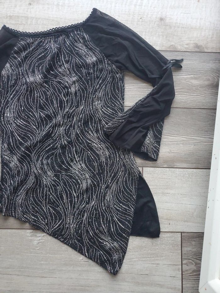 Blouse à paillettes et manches transparentes - photo numéro 2