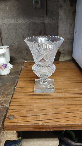 Vase tres bonne état 