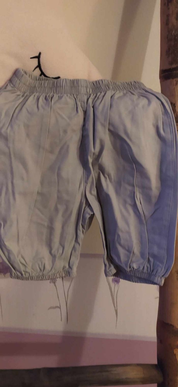 Lot de 2 ensembles ( hauts + shirts) fille 12 mois - photo numéro 4