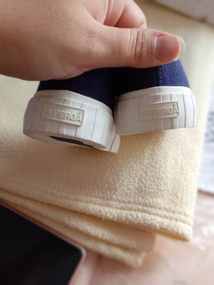 Basket Superga fille taille 27 - photo numéro 3