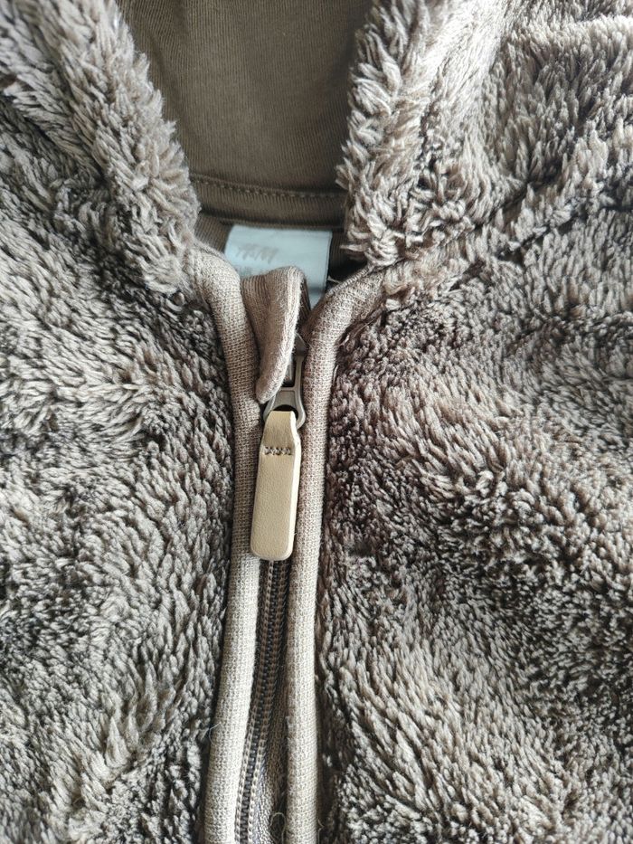 Combinaison bébé 6 mois (68cm) en peluche ours marron H&M - photo numéro 3