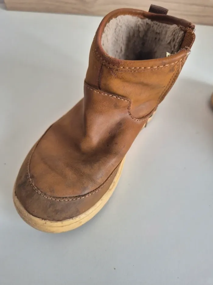 Bottines Enfant Zara - taille 26 - photo numéro 2