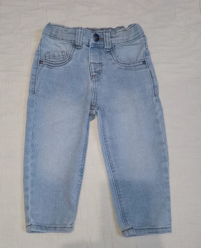 Kiabi pantalon jean bleu clair 18 mois