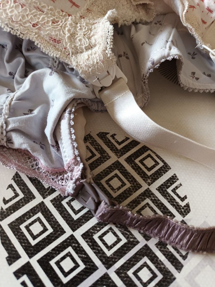 Lot 2 Soutiens-gorge grossesse allaitement 95F - photo numéro 6