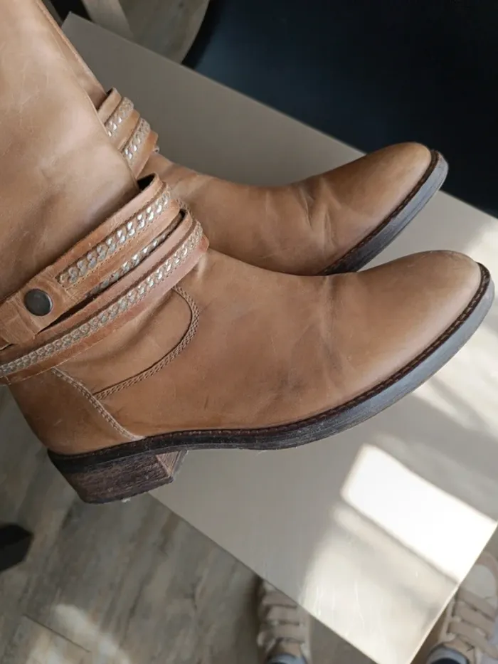 Pas de vinted go svp Bottes - photo numéro 6
