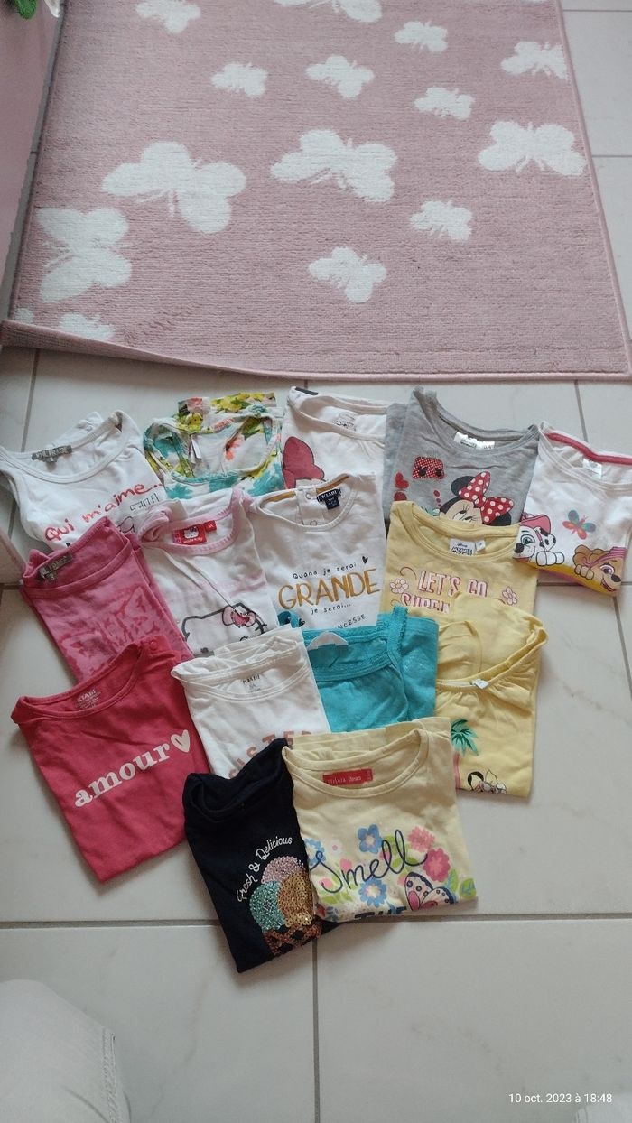 Lot 15 T shirts manches courtes