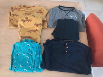 Lot de vêtements garçon taille 10/12 ans