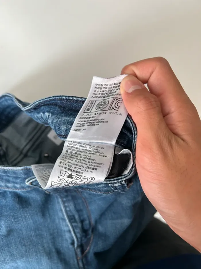 Jean Levi's Femme Marine W32 L32 | Mid Rise Skinny | Taille 42 | Très Bon État | BP267 - photo numéro 6
