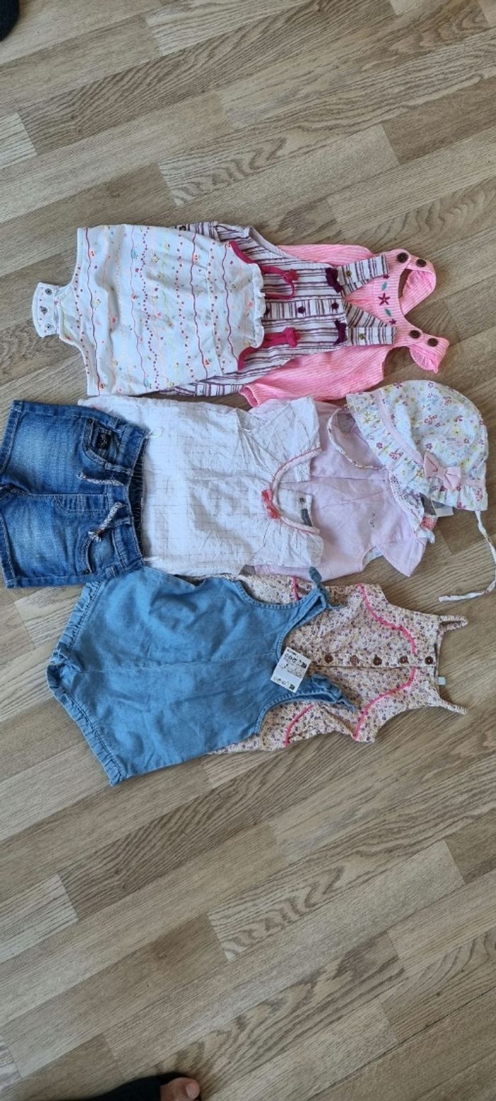 Lot bébé fille 6 mois