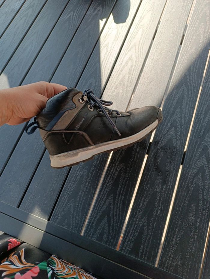 Chaussures ellesse 34 - photo numéro 4