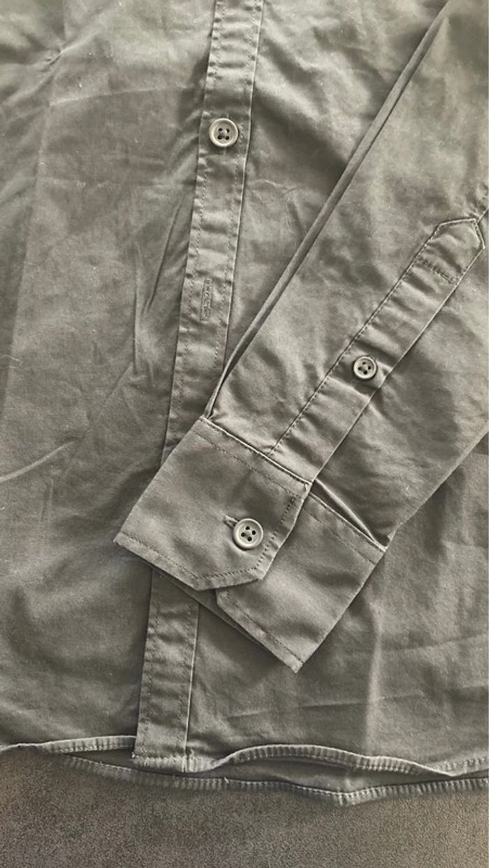 Chemise haut vêtement garçon 8 ans - photo numéro 2