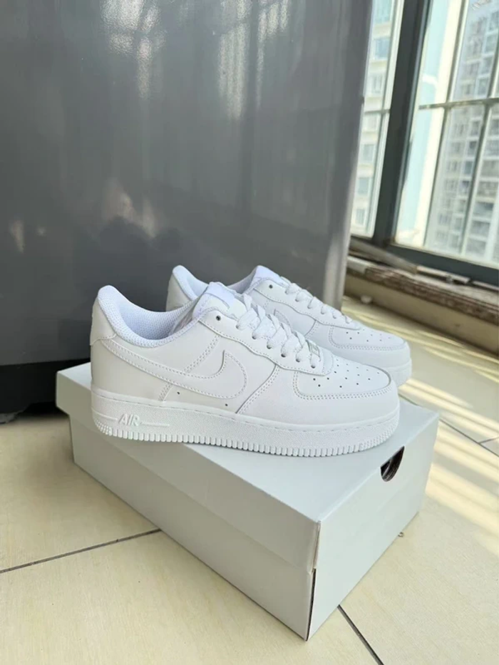 Nike Air Force 1 Low '07 Blanc 43 - photo numéro 3