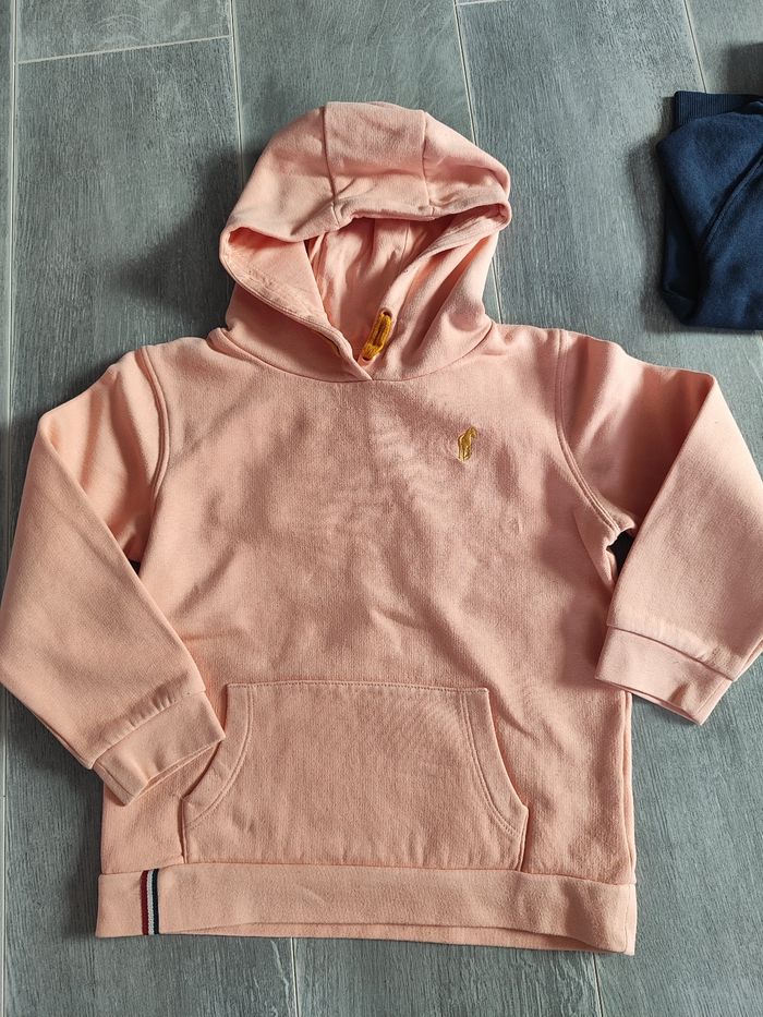 Lot de 5 sweats en 6 ans - photo numéro 2