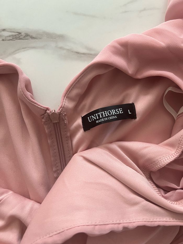 Robe demoiselle d’honneur/robe de soirée rose taille L neuve avec étiquette - photo numéro 5