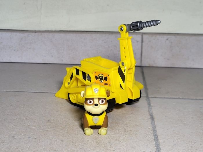 Véhicule Ruben - photo numéro 3