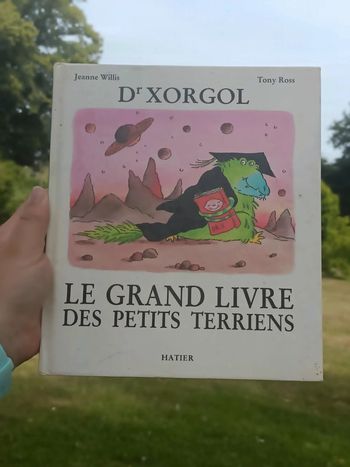 Le grand livre des petits terriens