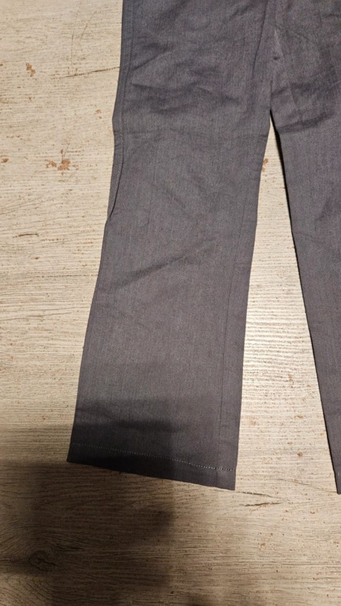 Pantalon classique, coupe droite, gris foncé, Buissonnière, 6 ans, neuf sans étiquette - photo numéro 3