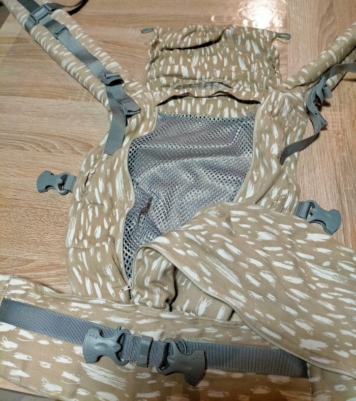 Porte bébé Love Carry One + Cool avec une couverture de portage - photo numéro 7