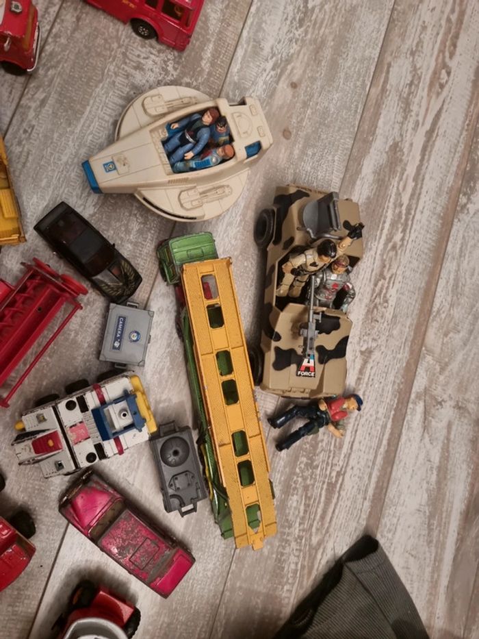 Lot voitures et camions vintage - photo numéro 5