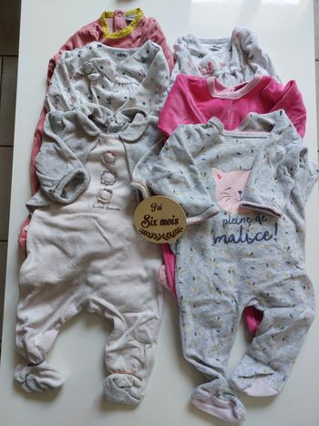 Lot pyjamas 6 mois