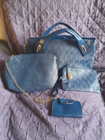 Ensemble de sacs à main et pochettes bleu marine, NEUFS