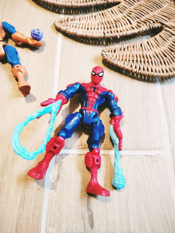 💫Lot de 2 figurines super hero mashers Hobgoblin-bouffon vert et Spider-man - photo numéro 5