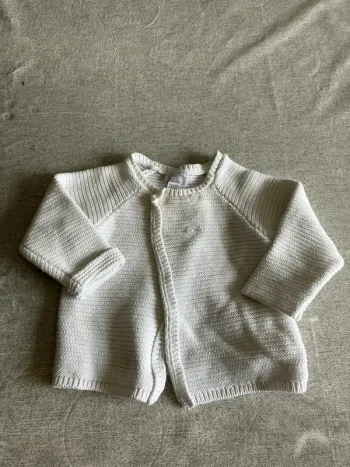 Petit gilet blanc chic – 6 mois – Obaïbi