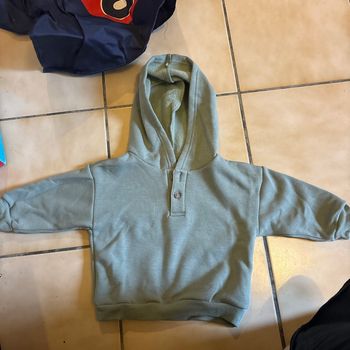 Pull à capuche