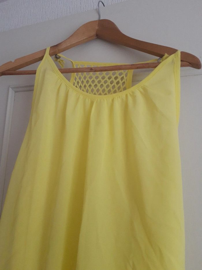 Robe légère jaune - photo numéro 2