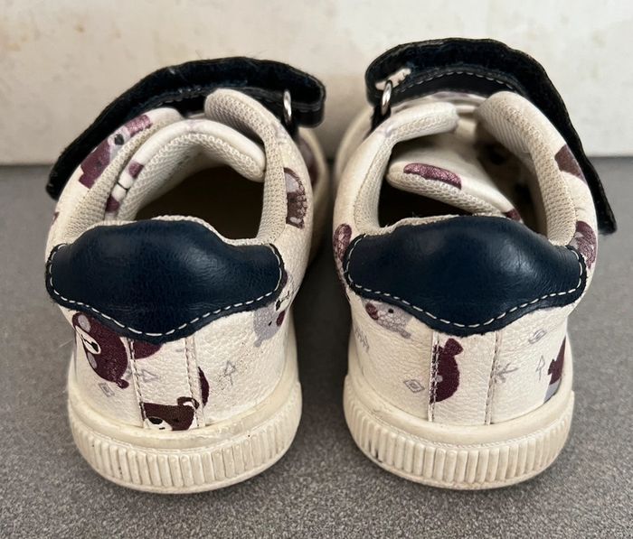 Paire de baskets à scratchs pointure 22 Charlie and friends - photo numéro 6