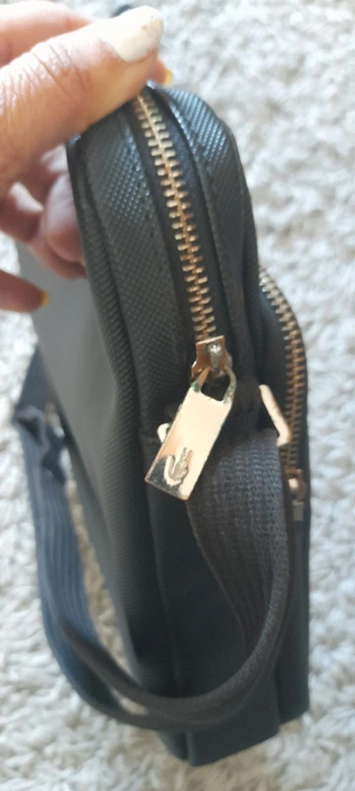 Sacoche Lacoste - photo numéro 5