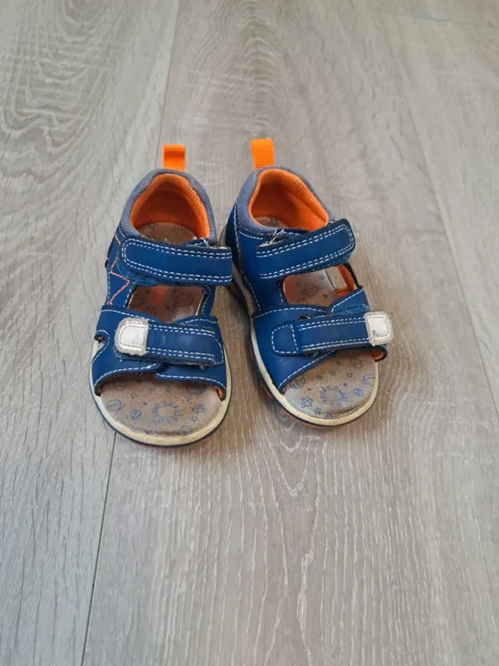 Chaussures sandale taille 20 - photo numéro 2