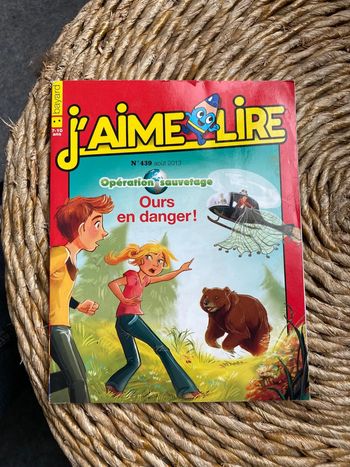 J aime lire. Ours en danger