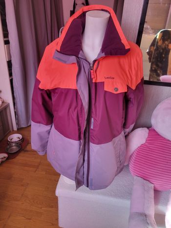 Jolie blouson ski.