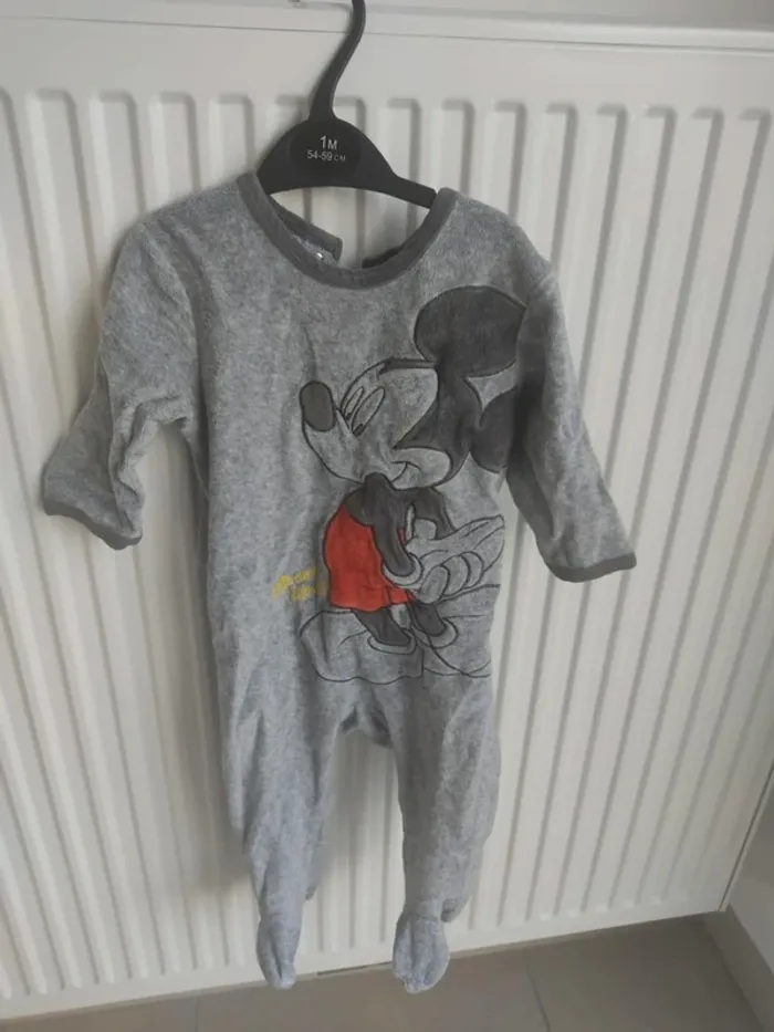 Lot vêtements 12 mois - photo numéro 9