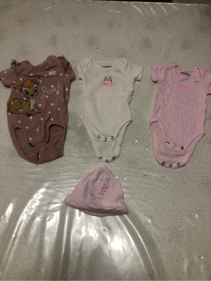 Lot vêtements bébé fille 1 mois - photo numéro 2