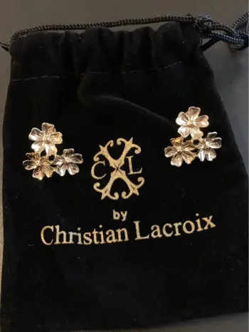 CxL by Christian Lacroix boucles d'oreilles dorées 3 fleurs