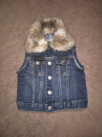 Veste jeans sans manches col fourrure