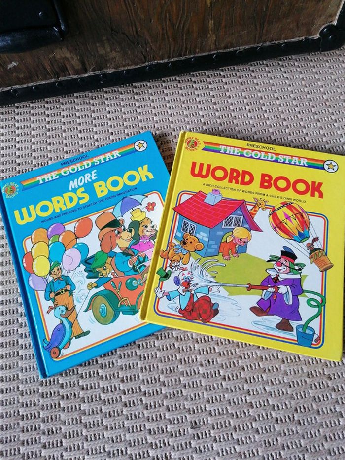 Livre word book vintage