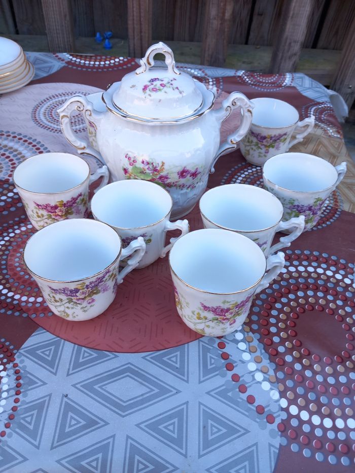 Services tasses fleuris  et pots