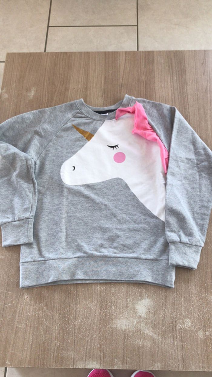 Sweat-shirt licorne