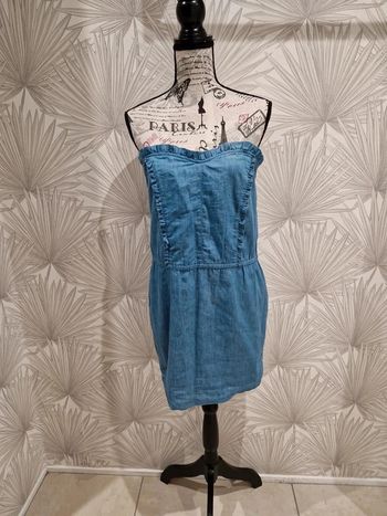 Jolie robe bustier effet jean Taille 40
