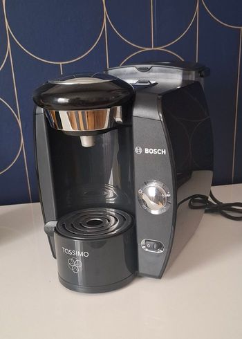 machine à café TASSIMO noire