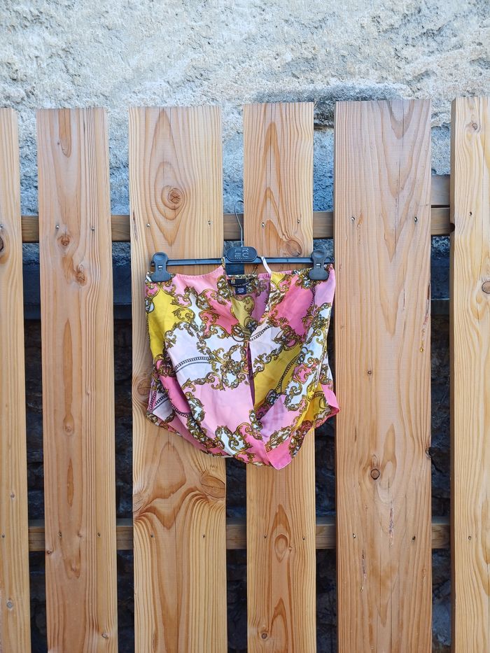 Joli top court en soie rose imprimé doré Victoria's Secret - photo numéro 2